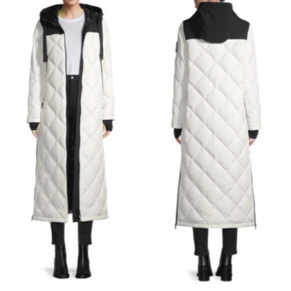 Moose Knuckles Jackets & Blazers - NWT Moose Knuckles Jaillante Milky Way long parka small